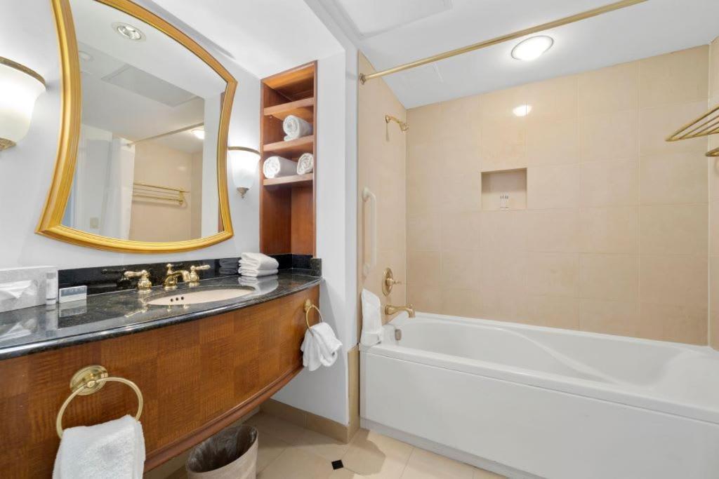 2Br Condo On The Boardwalk With 3 Baths Cozysuites Atlantic City Exterior photo