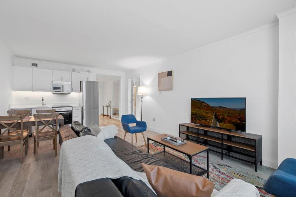 2Br Condo On The Boardwalk With 3 Baths Cozysuites Atlantic City Exterior photo