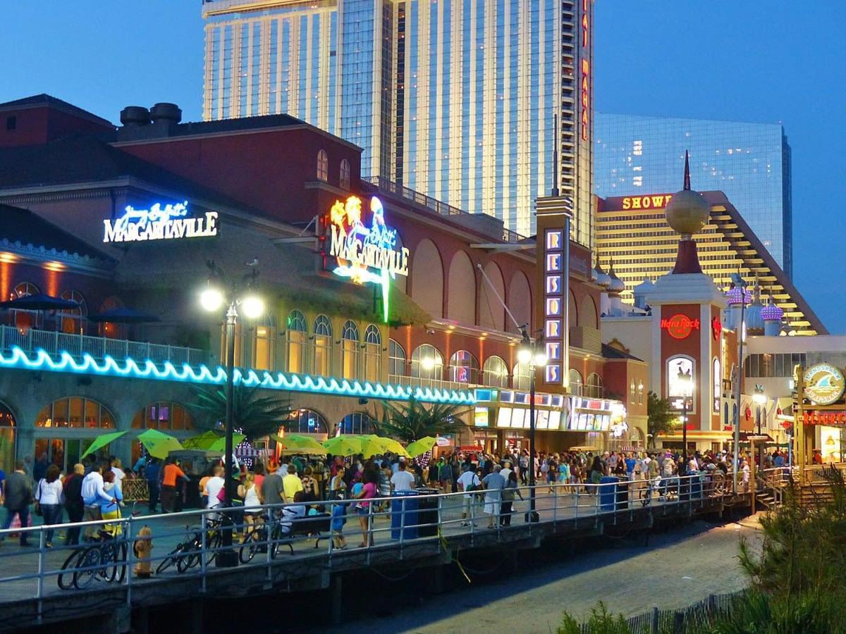 2Br Condo On The Boardwalk With 3 Baths Cozysuites Atlantic City Exterior photo